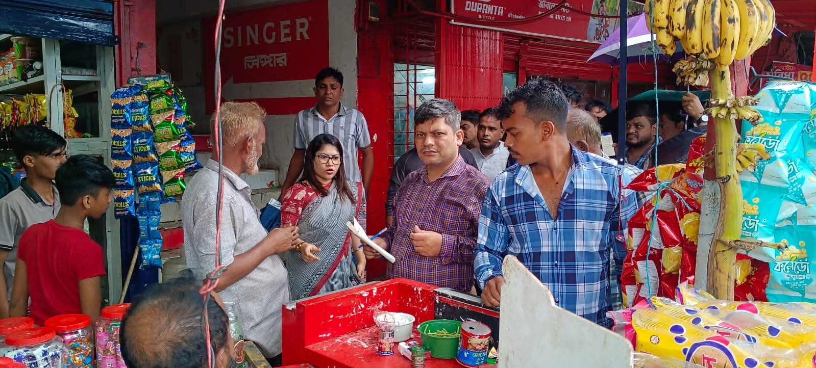 আনোয়ারায় মোবাইল কোর্টে উপজেলা প্রশাসন,১৩ হাজার টাকা অর্থদণ্ড