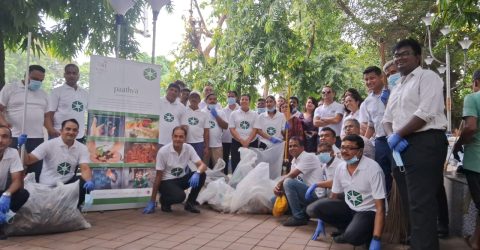 কলকাতায় যৌথভাবে শ্রমদানের মাধ্যমে বিশ্ব পরিবেশ দিবস পালিত