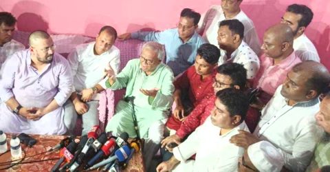 বাঁশখালীর ‘ড্রোন নির্মাতা’ আশির উদ্দিনকে আর্থিক সহায়তা ও কারিগরি সহযোগিতার ঘোষণা দিলেন তারেক রহমান