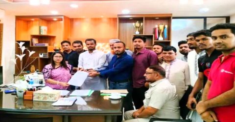 পৌরসভা বাস্তবায়নের দাবিতে স্মারকলিপি দিল এনসিপি আনোয়ারা উপজেলা শাখা