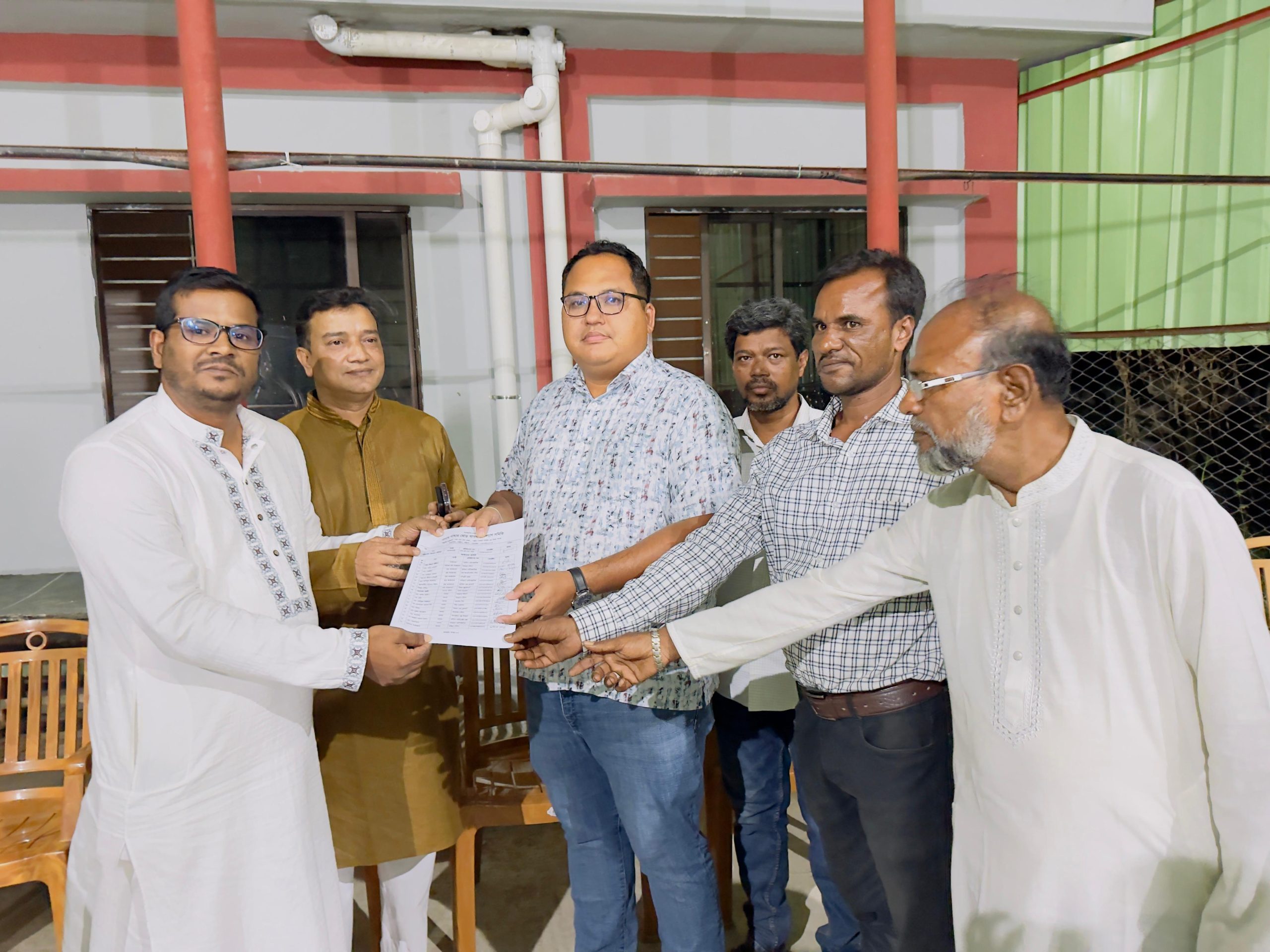 এনাম নাহার মোড় ব্যবসা কল্যাণ সমিতির আহ্বায়ক কমিটি গঠন