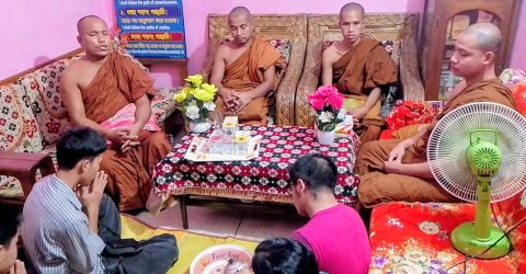 সিলেটে বিশ্বশান্তি কামনায় বুদ্ধবাণী পাঠ ও ধর্মালোচনা