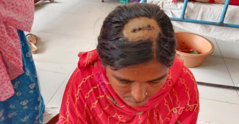 ঝিনাইদহে যৌতুকের দাবিতে স্ত্রীকে হত্যার চেষ্টা