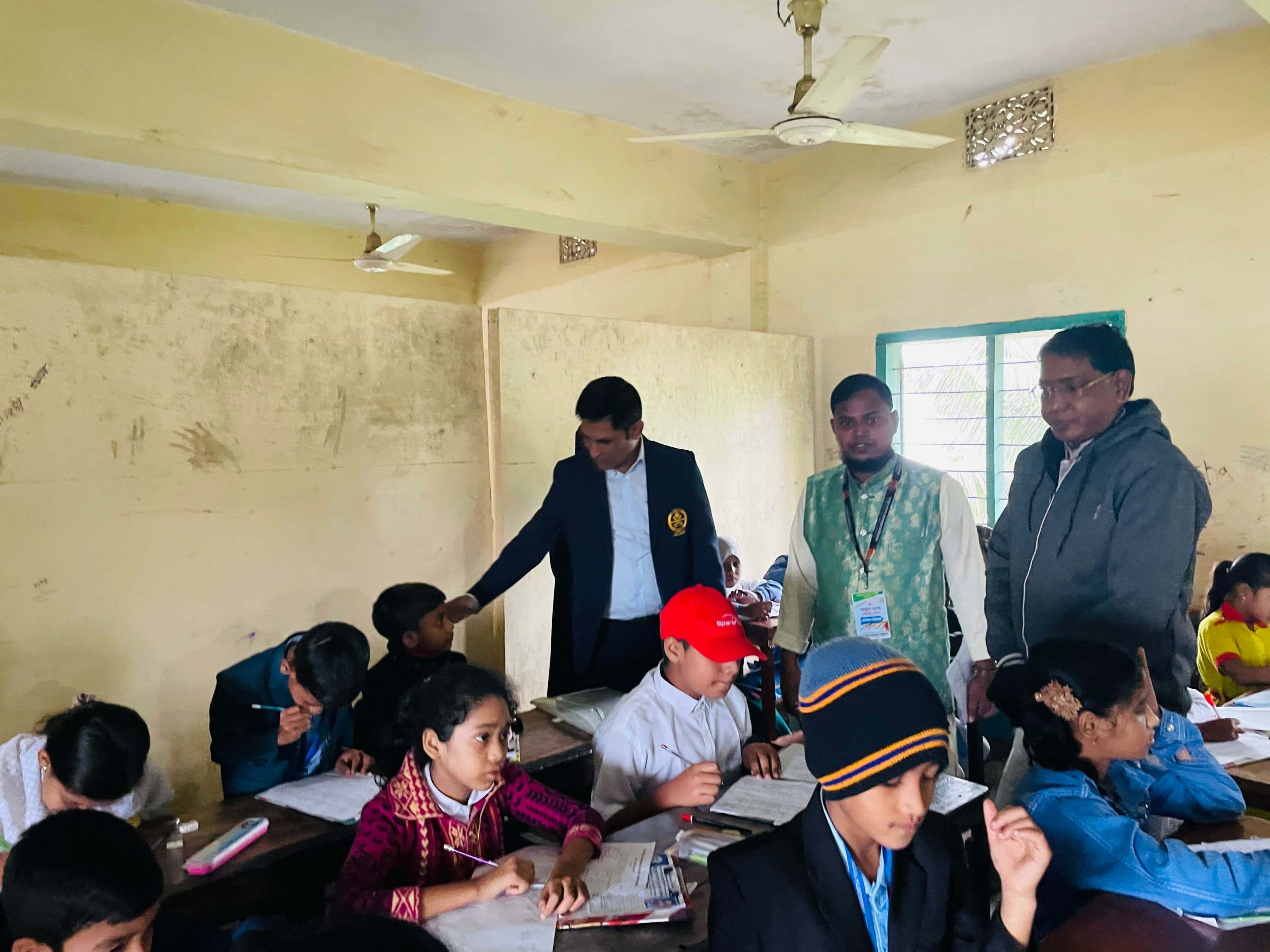 শিক্ষার্থীদের মেধা বিকাশে অবদান রেখে যাচ্ছেন আস্থার আলো মেধাবৃত্তি পরিক্ষা