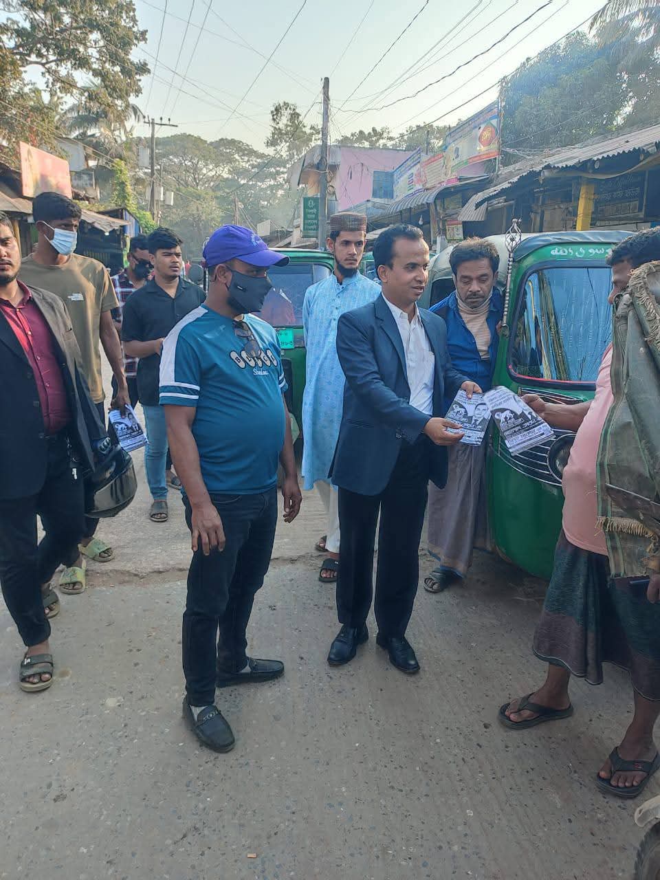 চট্রগ্রাম ১৩ আসনে ৫ম দিনের মতো  নির্বাচনী প্রচারণায় সিংহ প্রতীকের এনডিএম প্রার্থী এমরান চৌধুরী