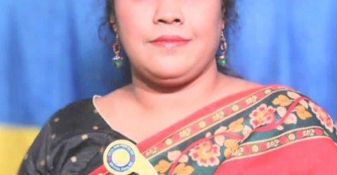 চা শ্রমিকদের জীবনসংগ্রাম তুলে ধরায় প্রত্যাশা সম্মাননা পেলেন সাংবাদিক সুবর্ণা হামিদ