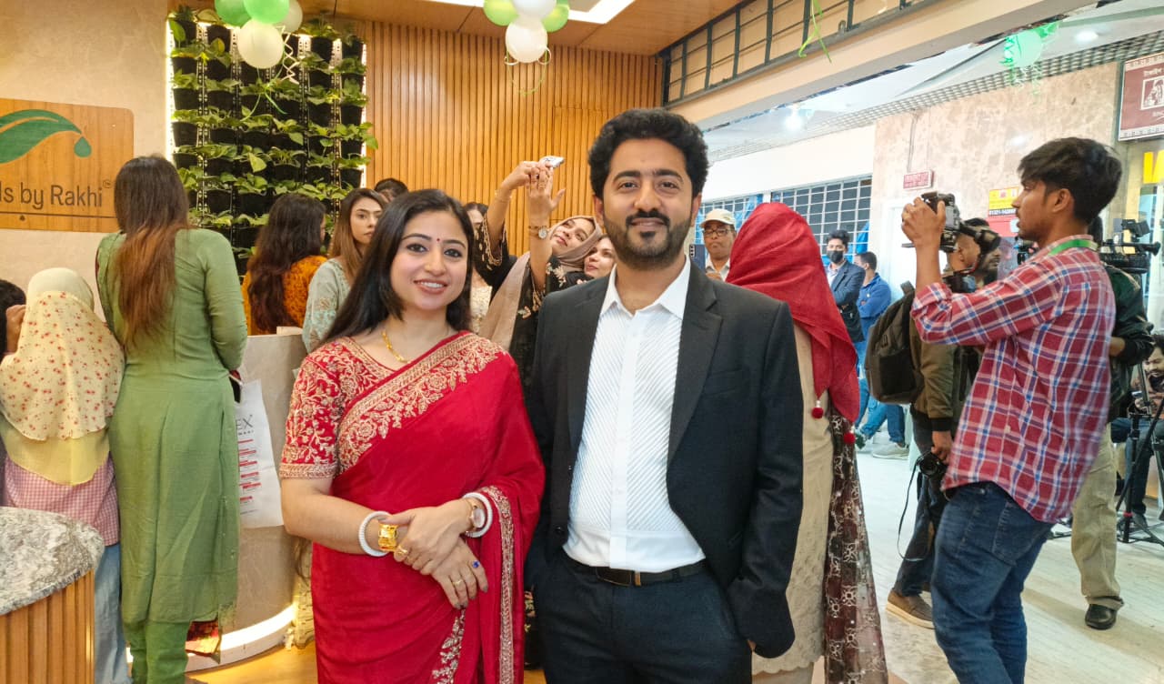 প্রাকৃতিক হেয়ার কেয়ারে ন্যাচারালস বাই রাখি’র নতুন ঠিকানা গুলশানে