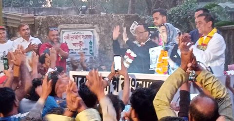 পটিয়ার জিরি ইউনিয়নে ধানের শীষের প্রার্থী এনামুল হক’র গনসংযোগে মীর গ্রুপ চেয়ারম্যান আবদুস সালাম