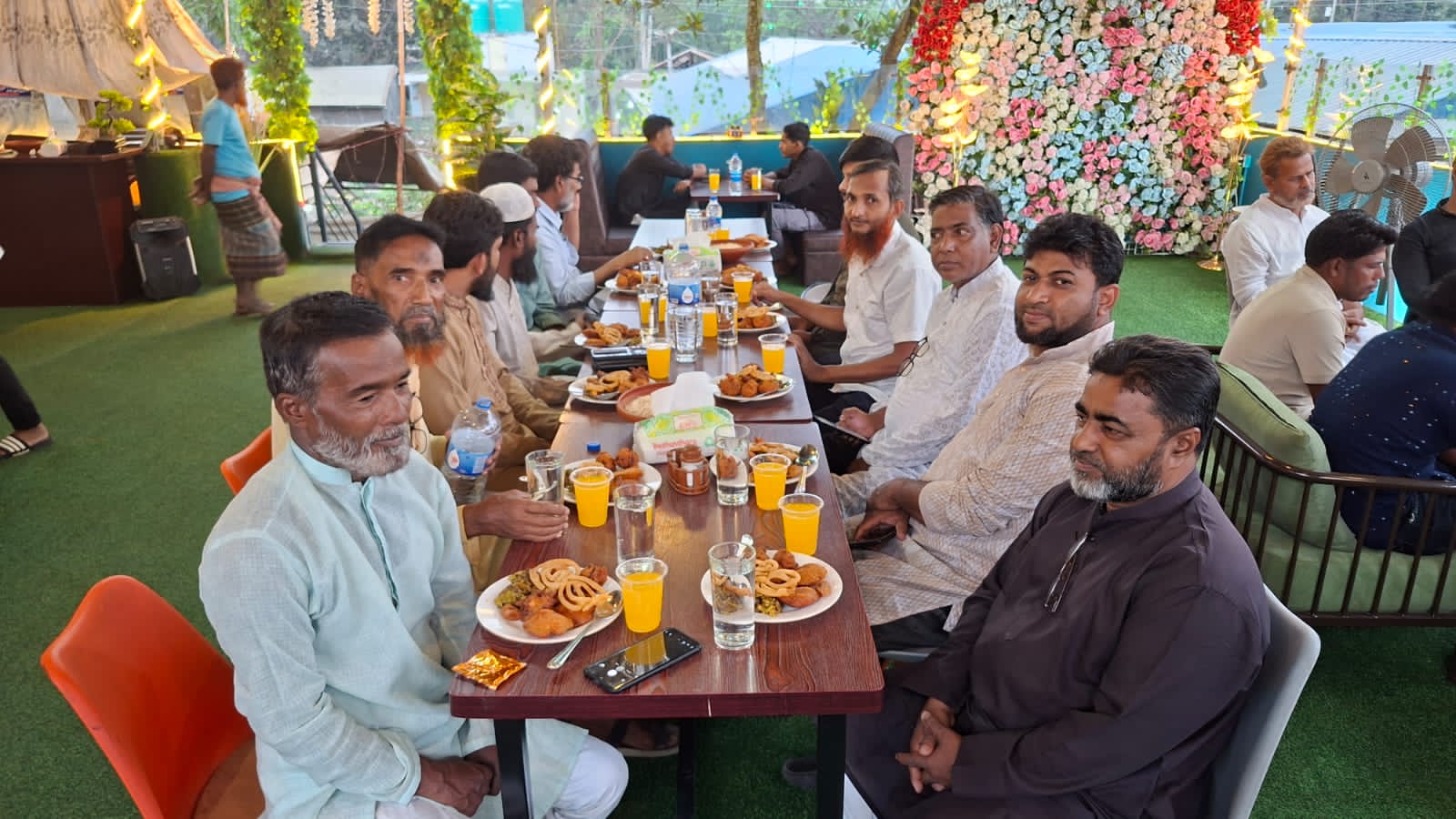 চন্দনাইশ প্রেসক্লাবের ইফতার মাহফিল