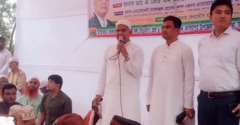 আইন তার নিজস্ব গতিতে চলবে,কোন অবস্থাতেই নিজেকে সংশ্লিষ্ট করা যাবেনা-হিলিতে মন্ত্রী জাহিদ হোসেন