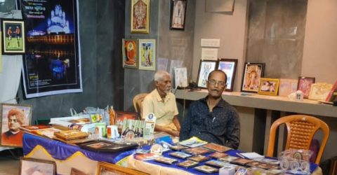 কলকাতার সোদপুর মারলিন ম্যাক্সিমাস এর প্রদশর্নী